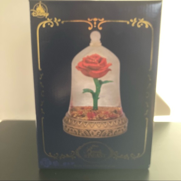 NEW Beauty and the Beast Enchanted Rose Snowglobe Disney Belle Collector’s Item - Picture 6 of 10